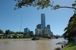 Great views of Melbourne from the path (sorry about the dirty river)