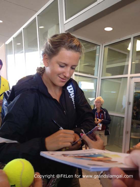 Azarenka signing autographs