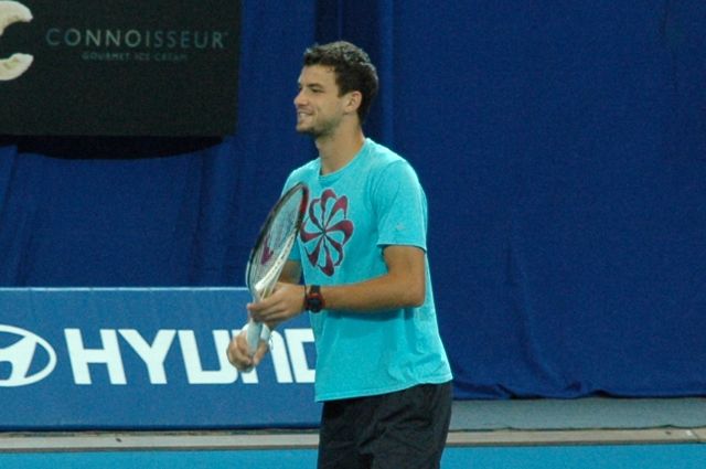 Dimitrov practicing at the 2012 Hopman Cup