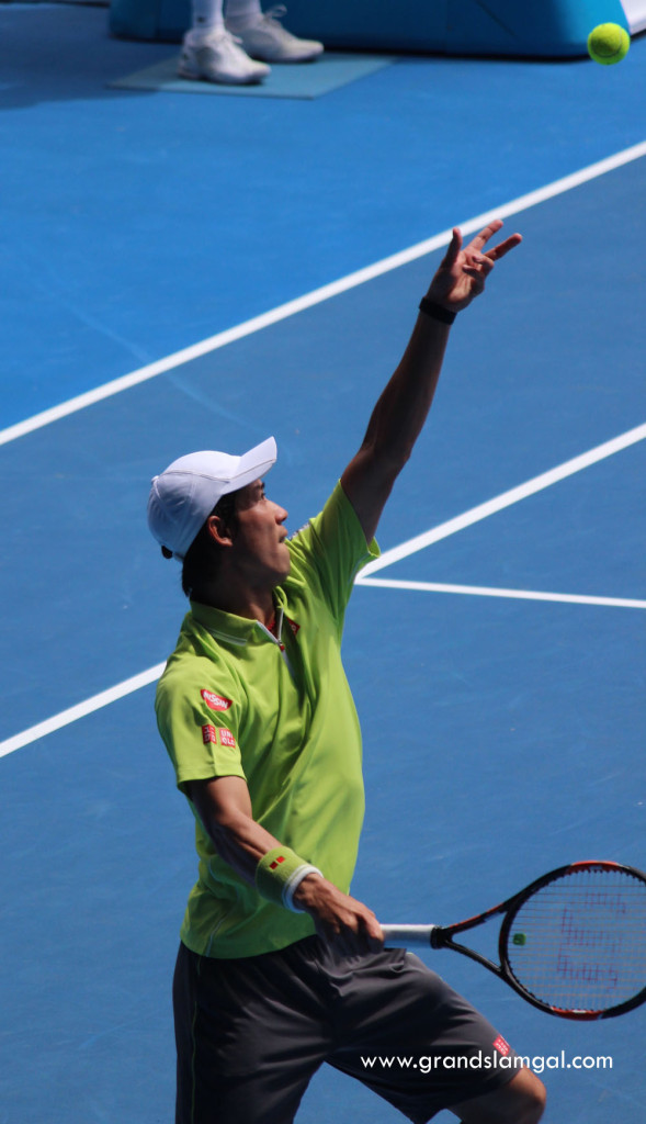 Kei Nishikori serving to Nicolas Almagro in Round 1