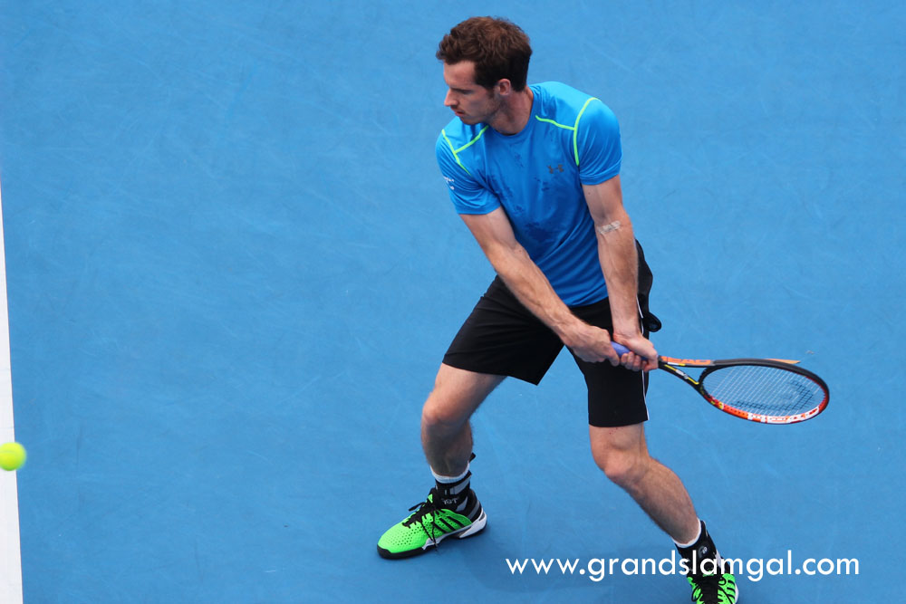 Andy Murray practicing