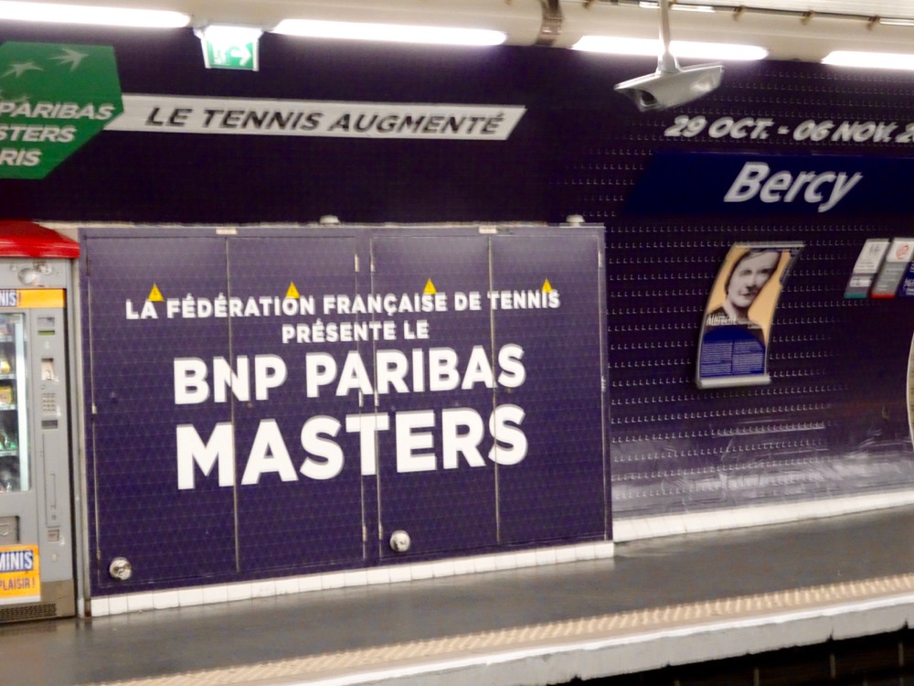 Tournament promotions at Bercy Metro station